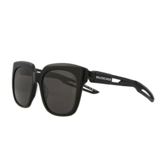 New - Balenciaga Square-Frame
Acetate Sunglasses Black
Unisex-Adult - Picture 1 of 4